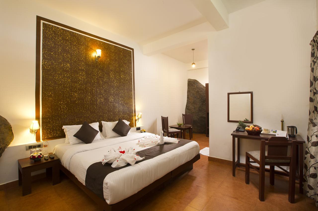Madhumanthra Resort - Homestay Munnar Exteriör bild
